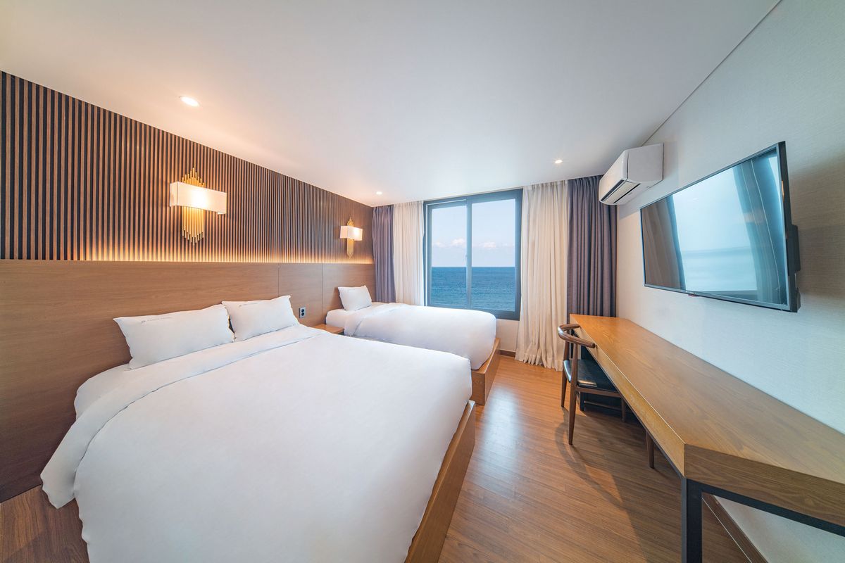 투와이호텔 디럭스트윈